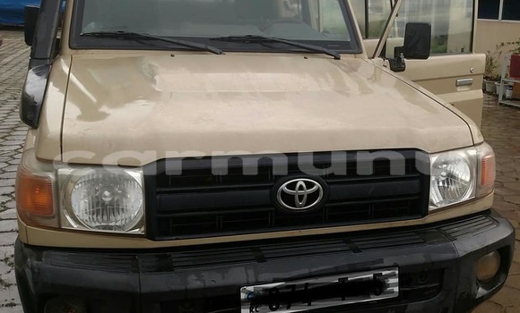 Acheter Occasion Voiture Toyota Pickup Beige à Brazzaville, Commune de Brazzaville Acheter Occasion Voiture Toyota Pickup Beige à Brazzaville, Commune de Brazzaville