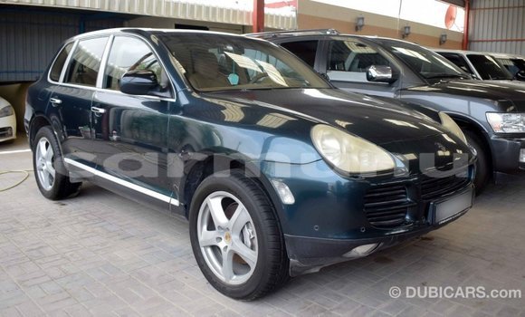 Acheter Import Voiture Porsche Cayenne Vert à Import - Dubai, Région de la Bouenza Acheter Import Voiture Porsche Cayenne Vert à Import - Dubai, Région de la Bouenza