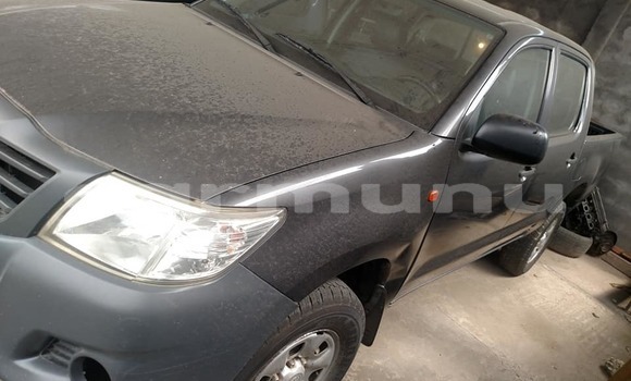 Acheter Occasion Voiture Toyota Hilux Noir à Brazzaville, Commune de Brazzaville Acheter Occasion Voiture Toyota Hilux Noir à Brazzaville, Commune de Brazzaville