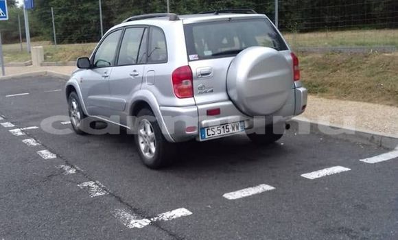 Acheter Occasion Voiture Toyota RAV4 Gris à Brazzaville, Commune de Brazzaville Acheter Occasion Voiture Toyota RAV4 Gris à Brazzaville, Commune de Brazzaville
