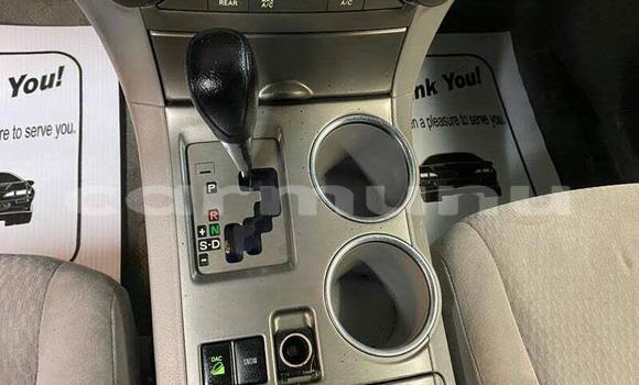 Acheter Occasion Voiture Toyota Highlander Blanc à Brazzaville, Commune de Brazzaville Acheter Occasion Voiture Toyota Highlander Blanc à Brazzaville, Commune de Brazzaville