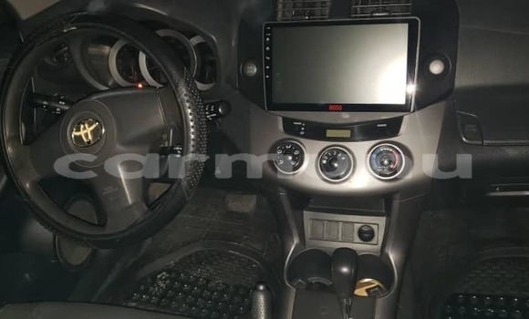 Acheter Occasion Voiture Toyota RAV4 Rouge à Brazzaville, Commune de Brazzaville Acheter Occasion Voiture Toyota RAV4 Rouge à Brazzaville, Commune de Brazzaville