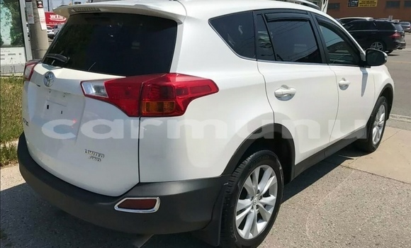 Buy Used Toyota RAV4 White Car in Brazzaville in Municipality of Brazzaville Buy Used Toyota RAV4 White Car in Brazzaville in Municipality of Brazzaville
