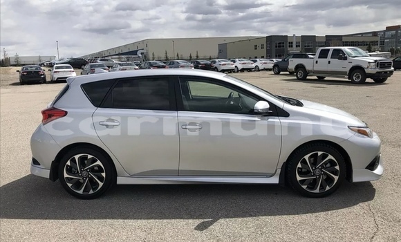 Buy Used Toyota Corolla II Silver Car in Brazzaville in Municipality of Brazzaville Buy Used Toyota Corolla II Silver Car in Brazzaville in Municipality of Brazzaville