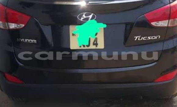 Buy Used Hyundai Tucson Black Car in Brazzaville in Municipality of Brazzaville Buy Used Hyundai Tucson Black Car in Brazzaville in Municipality of Brazzaville