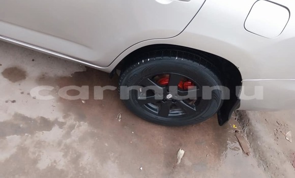 Acheter Occasion Voiture Toyota RAV4 Gris à Brazzaville, Commune de Brazzaville Acheter Occasion Voiture Toyota RAV4 Gris à Brazzaville, Commune de Brazzaville