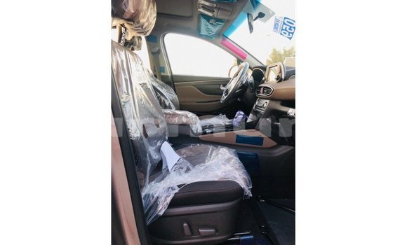 Acheter Import Voiture Hyundai Santa Fe Marron à Import - Dubai, Région de la Bouenza Acheter Import Voiture Hyundai Santa Fe Marron à Import - Dubai, Région de la Bouenza