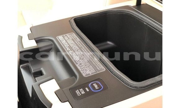 Acheter Import Voiture Toyota Land Cruiser Noir à Import - Dubai, Région de la Bouenza Acheter Import Voiture Toyota Land Cruiser Noir à Import - Dubai, Région de la Bouenza