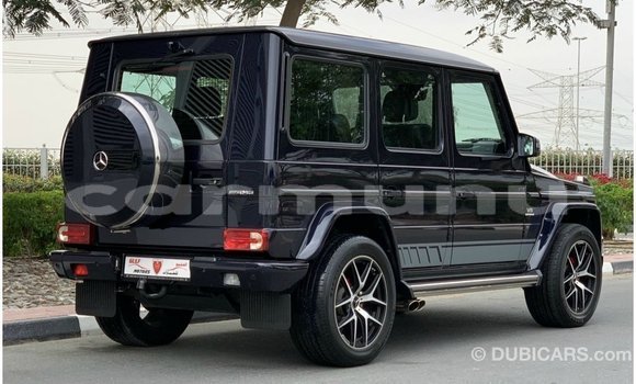 Acheter Import Voiture Mercedes-Benz 190 Bleu à Import - Dubai, Région de la Bouenza Acheter Import Voiture Mercedes-Benz 190 Bleu à Import - Dubai, Région de la Bouenza