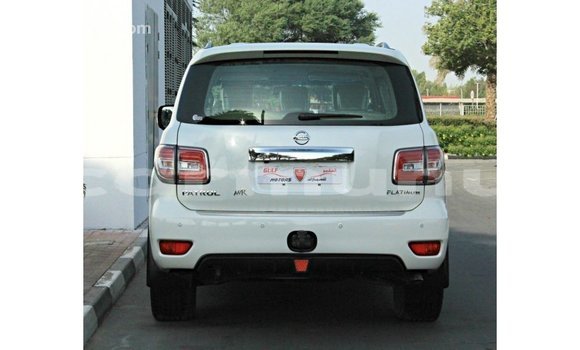 Acheter Import Voiture Nissan Patrol Blanc à Import - Dubai, Région de la Bouenza Acheter Import Voiture Nissan Patrol Blanc à Import - Dubai, Région de la Bouenza