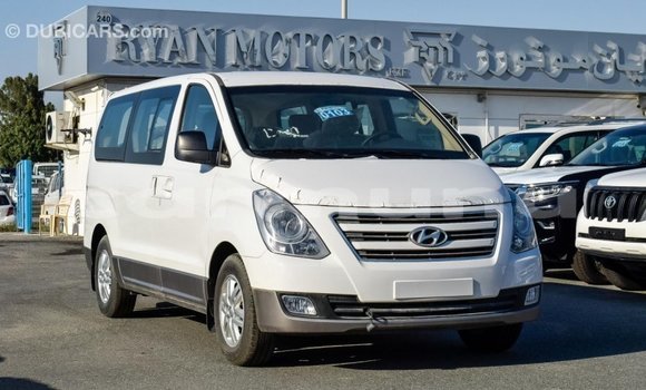 Acheter Import Utilitaire Hyundai Chorus Blanc à Import - Dubai, Région de la Bouenza Acheter Import Utilitaire Hyundai Chorus Blanc à Import - Dubai, Région de la Bouenza