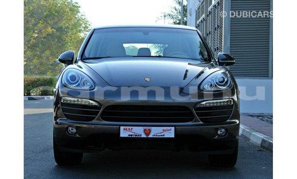 Acheter Import Voiture Porsche Cayenne Marron à Import - Dubai, Région de la Bouenza Acheter Import Voiture Porsche Cayenne Marron à Import - Dubai, Région de la Bouenza