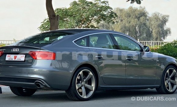 Acheter Import Voiture Audi 100 Autre à Import - Dubai, Région de la Bouenza Acheter Import Voiture Audi 100 Autre à Import - Dubai, Région de la Bouenza