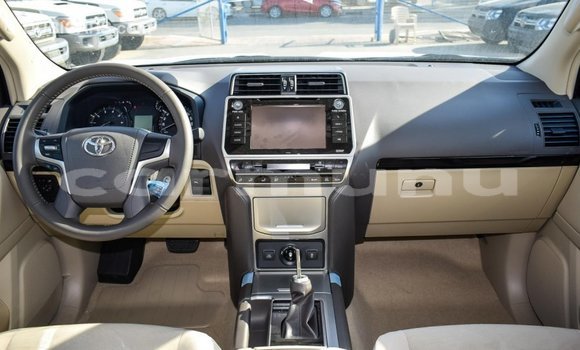 Acheter Import Voiture Toyota Prado Noir à Import - Dubai, Région de la Bouenza Acheter Import Voiture Toyota Prado Noir à Import - Dubai, Région de la Bouenza