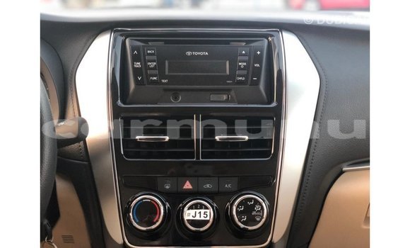 Acheter Import Utilitaire Toyota DA Autre à Import - Dubai, Région de la Bouenza Acheter Import Utilitaire Toyota DA Autre à Import - Dubai, Région de la Bouenza