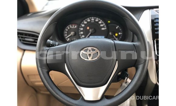 Acheter Import Utilitaire Toyota DA Blanc à Import - Dubai, Région de la Bouenza Acheter Import Utilitaire Toyota DA Blanc à Import - Dubai, Région de la Bouenza