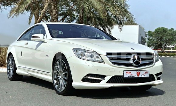 Acheter Import Voiture Mercedes-Benz 190 Blanc à Import - Dubai, Région de la Bouenza