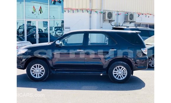 Acheter Import Voiture Toyota Fortuner Noir à Import - Dubai, Région de la Bouenza Acheter Import Voiture Toyota Fortuner Noir à Import - Dubai, Région de la Bouenza