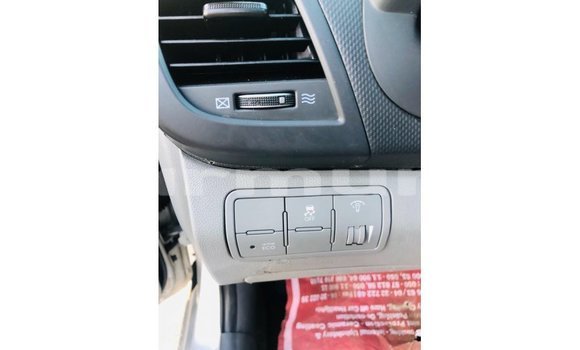 Acheter Import Voiture Hyundai Accent Autre à Import - Dubai, Région de la Bouenza Acheter Import Voiture Hyundai Accent Autre à Import - Dubai, Région de la Bouenza