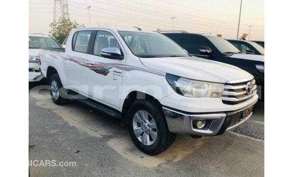 Buy Import Toyota Hilux White Car in Import - Dubai in Region of Bouenza Buy Import Toyota Hilux White Car in Import - Dubai in Region of Bouenza