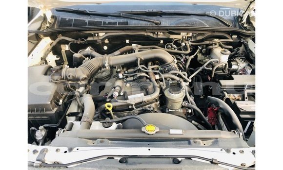 Buy Import Toyota Hilux White Car in Import - Dubai in Region of Bouenza Buy Import Toyota Hilux White Car in Import - Dubai in Region of Bouenza