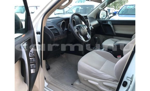 Acheter Import Voiture Toyota Prado Blanc à Import - Dubai, Région de la Bouenza Acheter Import Voiture Toyota Prado Blanc à Import - Dubai, Région de la Bouenza