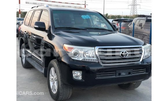 Buy Import Toyota Land Cruiser Black Car in Import - Dubai in Region of Bouenza Buy Import Toyota Land Cruiser Black Car in Import - Dubai in Region of Bouenza