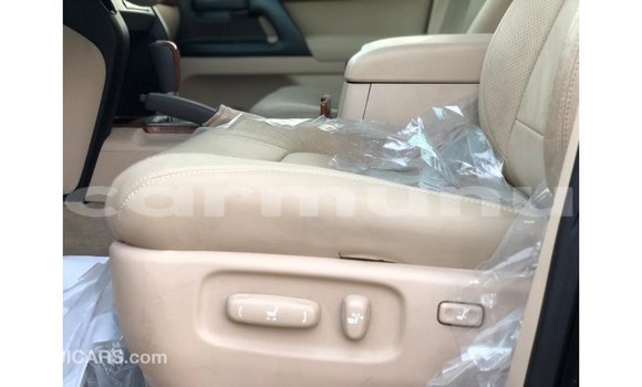 Buy Import Toyota Land Cruiser Black Car in Import - Dubai in Region of Bouenza Buy Import Toyota Land Cruiser Black Car in Import - Dubai in Region of Bouenza
