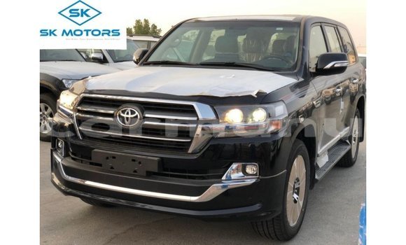 Buy Import Toyota Land Cruiser Black Car in Import - Dubai in Region of Bouenza Buy Import Toyota Land Cruiser Black Car in Import - Dubai in Region of Bouenza
