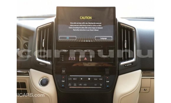 Buy Import Toyota Land Cruiser Black Car in Import - Dubai in Region of Bouenza Buy Import Toyota Land Cruiser Black Car in Import - Dubai in Region of Bouenza