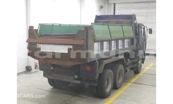 Acheter Import Voiture Nissan 350Z Bleu à Import - Dubai, Région de la Bouenza Acheter Import Voiture Nissan 350Z Bleu à Import - Dubai, Région de la Bouenza