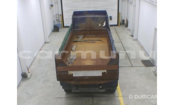 Acheter Import Voiture Nissan 350Z Bleu à Import - Dubai, Région de la Bouenza Acheter Import Voiture Nissan 350Z Bleu à Import - Dubai, Région de la Bouenza