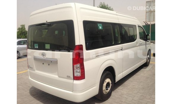 Acheter Import Voiture Toyota Hiace Blanc à Import - Dubai, Région de la Bouenza Acheter Import Voiture Toyota Hiace Blanc à Import - Dubai, Région de la Bouenza