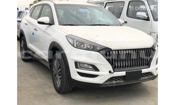 Acheter Import Voiture Hyundai Tucson Blanc à Import - Dubai, Région de la Bouenza Acheter Import Voiture Hyundai Tucson Blanc à Import - Dubai, Région de la Bouenza
