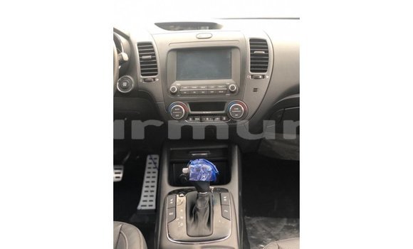 Buy Import Kia Cerato White Car in Import - Dubai in Region of Bouenza Buy Import Kia Cerato White Car in Import - Dubai in Region of Bouenza