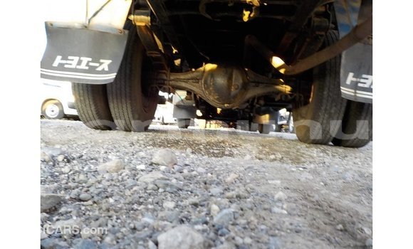 Buy Import Toyota Dyna Blue Truck in Import - Dubai in Region of Bouenza Buy Import Toyota Dyna Blue Truck in Import - Dubai in Region of Bouenza