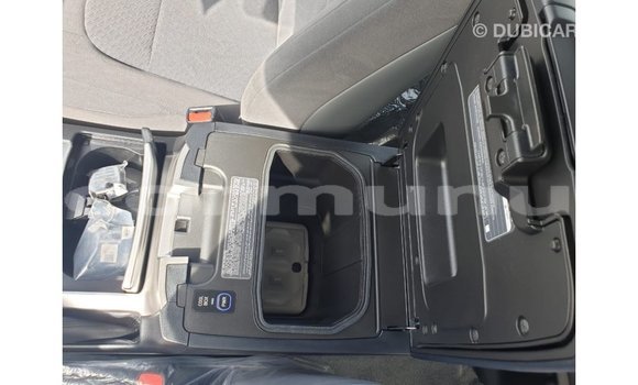 Acheter Import Voiture Toyota Land Cruiser Noir à Import - Dubai, Région de la Bouenza Acheter Import Voiture Toyota Land Cruiser Noir à Import - Dubai, Région de la Bouenza
