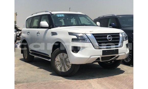 Acheter Import Voiture Nissan Patrol Blanc à Import - Dubai, Région de la Bouenza