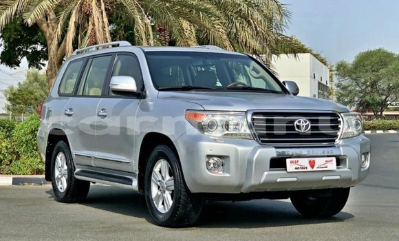 Acheter Import Voiture Toyota Land Cruiser Autre à Import - Dubai, Région de la Bouenza Acheter Import Voiture Toyota Land Cruiser Autre à Import - Dubai, Région de la Bouenza