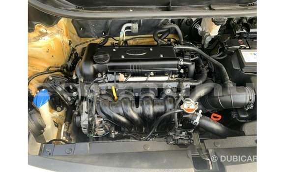 Acheter Import Voiture Kia Rio Blanc à Import - Dubai, Région de la Bouenza Acheter Import Voiture Kia Rio Blanc à Import - Dubai, Région de la Bouenza