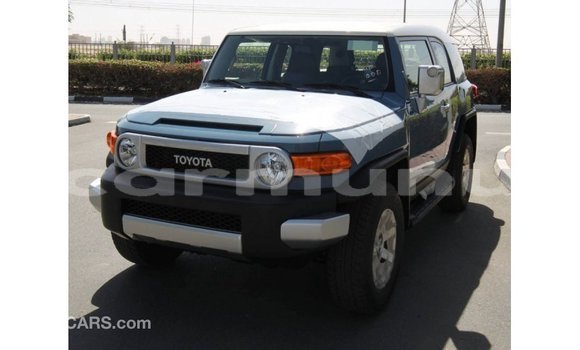 Buy Import Toyota FJ Cruiser Blue Car in Import - Dubai in Region of Bouenza Buy Import Toyota FJ Cruiser Blue Car in Import - Dubai in Region of Bouenza