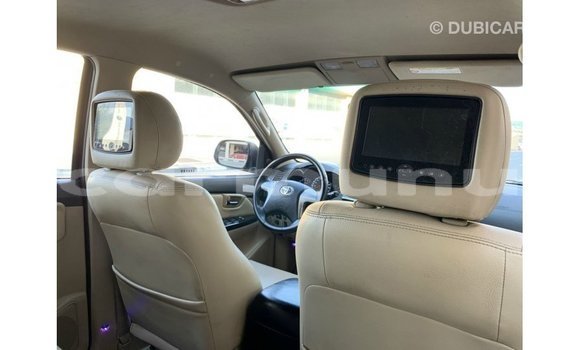 Acheter Import Voiture Toyota Fortuner Noir à Import - Dubai, Région de la Bouenza Acheter Import Voiture Toyota Fortuner Noir à Import - Dubai, Région de la Bouenza