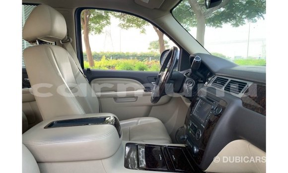 Acheter Import Voiture GMC Yukon Autre à Import - Dubai, Région de la Bouenza Acheter Import Voiture GMC Yukon Autre à Import - Dubai, Région de la Bouenza