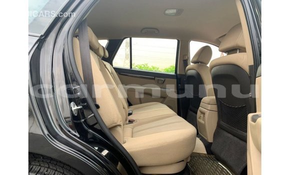 Acheter Import Voiture Hyundai Santa Fe Noir à Import - Dubai, Région de la Bouenza Acheter Import Voiture Hyundai Santa Fe Noir à Import - Dubai, Région de la Bouenza