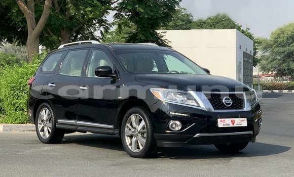 Acheter Import Voiture Nissan Pathfinder Noir à Import - Dubai, Région de la Bouenza Acheter Import Voiture Nissan Pathfinder Noir à Import - Dubai, Région de la Bouenza