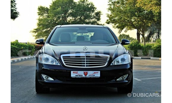 Buy Import Mercedes-Benz 200 Blue Car in Import - Dubai in Region of Bouenza Buy Import Mercedes-Benz 200 Blue Car in Import - Dubai in Region of Bouenza