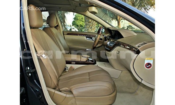Buy Import Mercedes-Benz 200 Blue Car in Import - Dubai in Region of Bouenza Buy Import Mercedes-Benz 200 Blue Car in Import - Dubai in Region of Bouenza