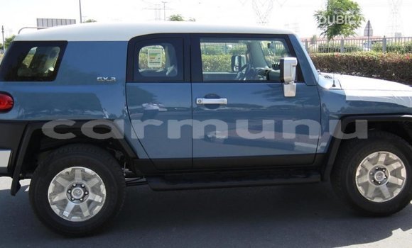 Buy Import Toyota FJ Cruiser Blue Car in Import - Dubai in Region of Bouenza Buy Import Toyota FJ Cruiser Blue Car in Import - Dubai in Region of Bouenza