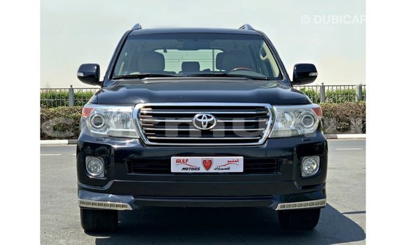 Buy Import Toyota Land Cruiser Black Car in Import - Dubai in Region of Bouenza Buy Import Toyota Land Cruiser Black Car in Import - Dubai in Region of Bouenza