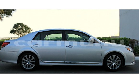 Acheter Import Voiture Toyota Avalon Autre à Import - Dubai, Région de la Bouenza Acheter Import Voiture Toyota Avalon Autre à Import - Dubai, Région de la Bouenza